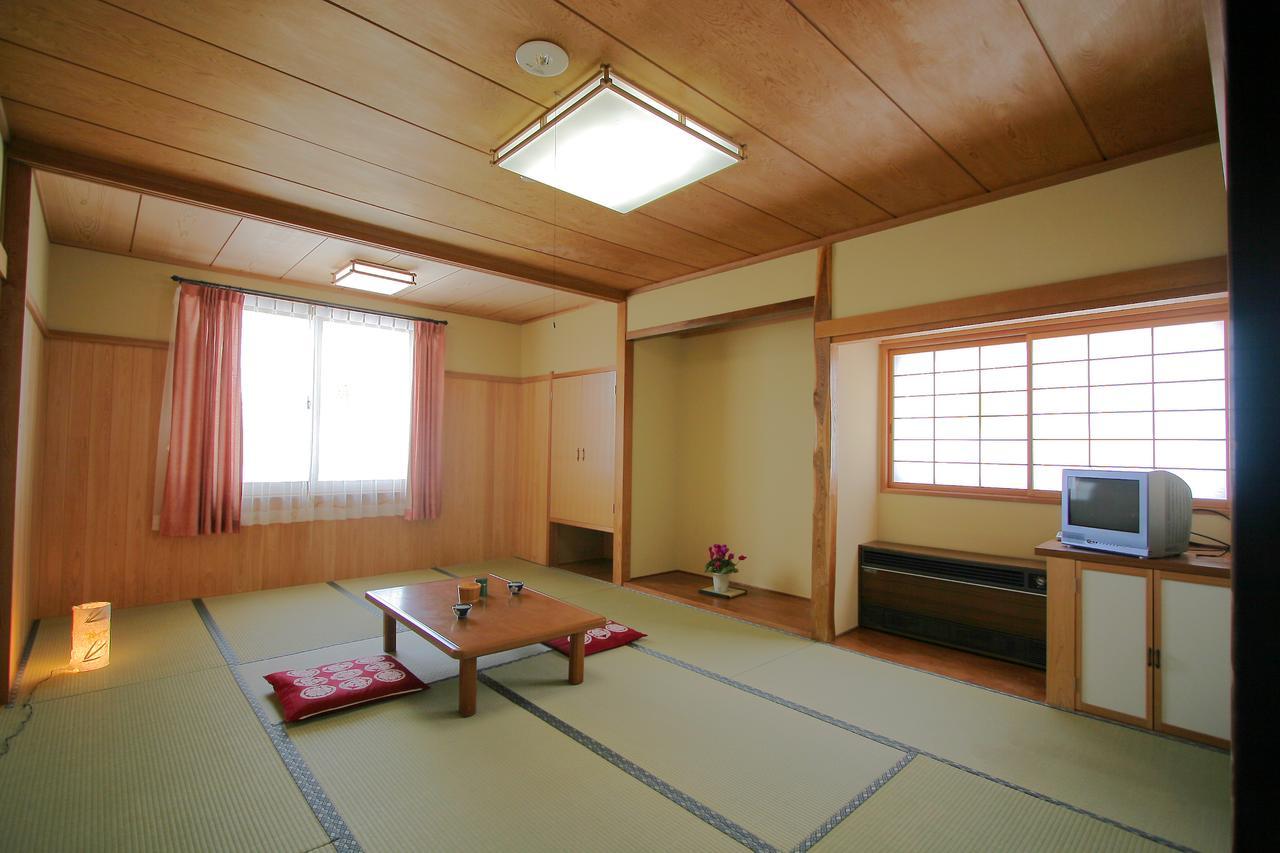 Hotel Araragi Yamanouchi  Exterior foto